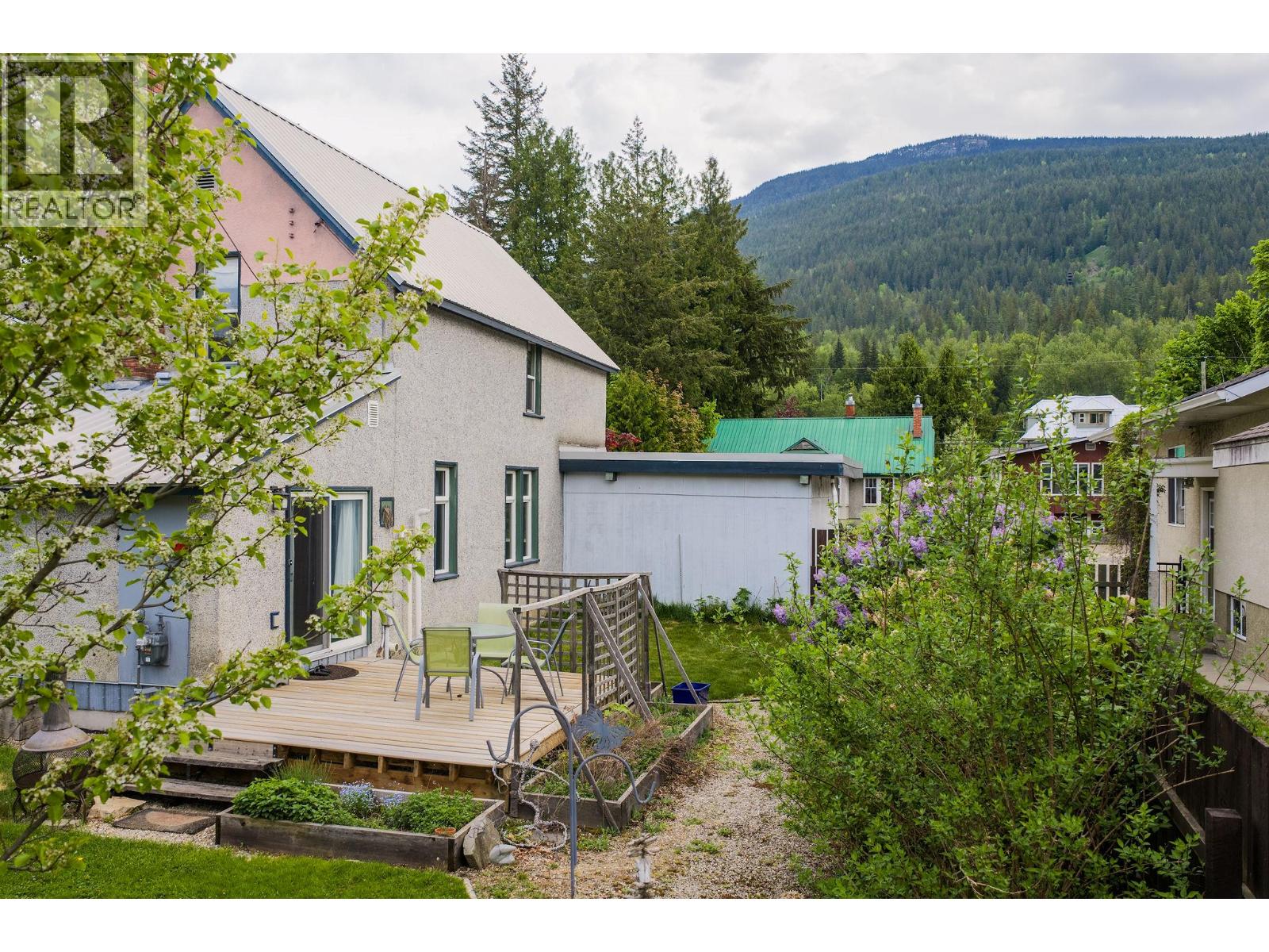 811 Second Street W, Revelstoke, British Columbia  V0E 2S0 - Photo 46 - 10384920