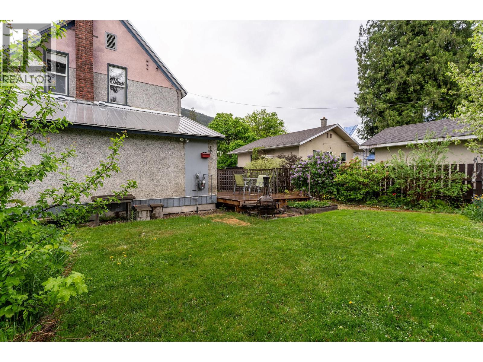 811 Second Street W, Revelstoke, British Columbia  V0E 2S0 - Photo 43 - 10384920