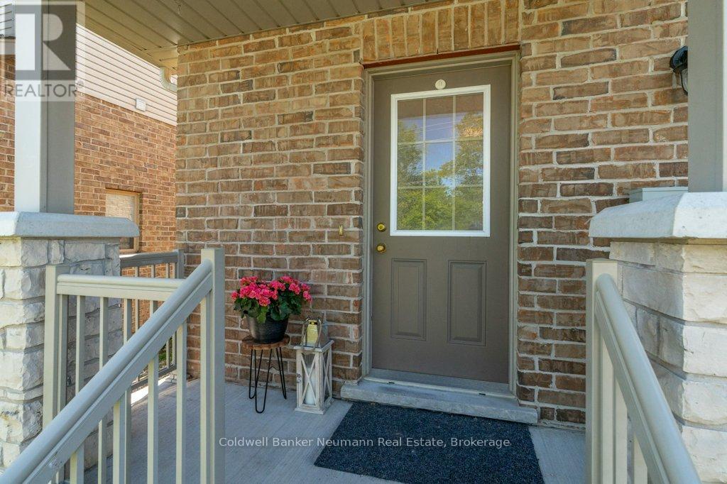 114 Creighton Avenue, Guelph, Ontario  N1E 0H8 - Photo 5 - X13161024