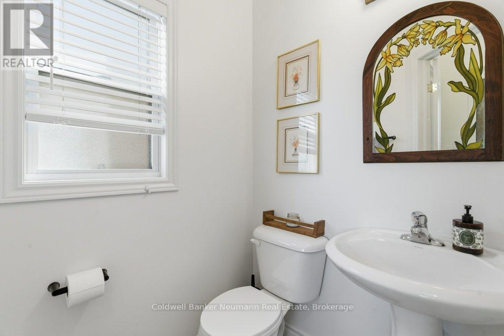 114 Creighton Avenue, Guelph, Ontario  N1E 0H8 - Photo 8 - X13161024
