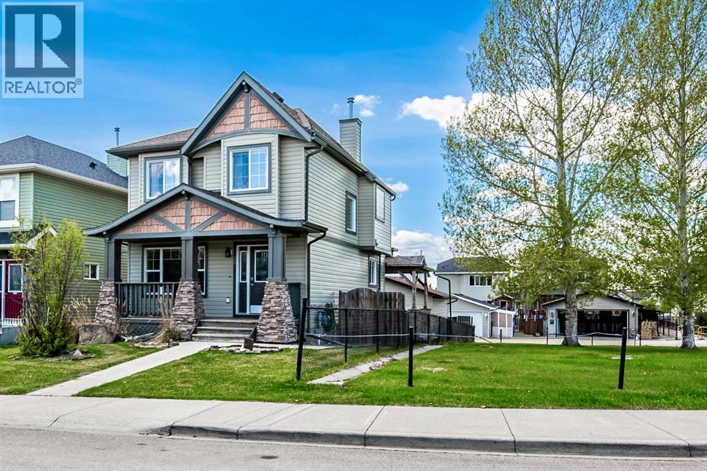 14 Crystal Shores Hill, Okotoks, Alberta  T1S 2H7 - Photo 2 - A2311680