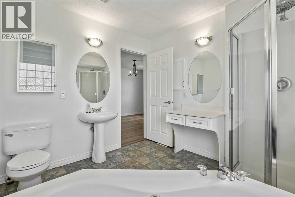 14 Crystal Shores Hill, Okotoks, Alberta  T1S 2H7 - Photo 21 - A2311680