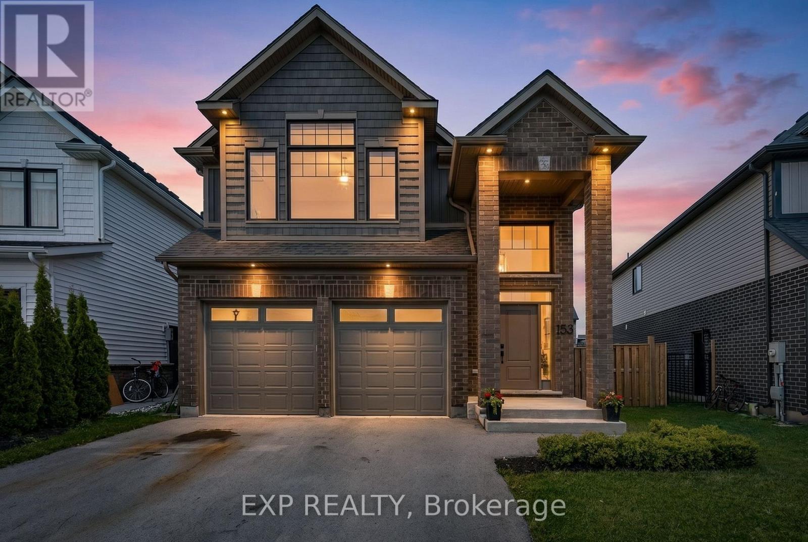 153 Susan Drive, Pelham (Fonthill), Ontario  L3E 0B2 - Photo 1 - X13163032