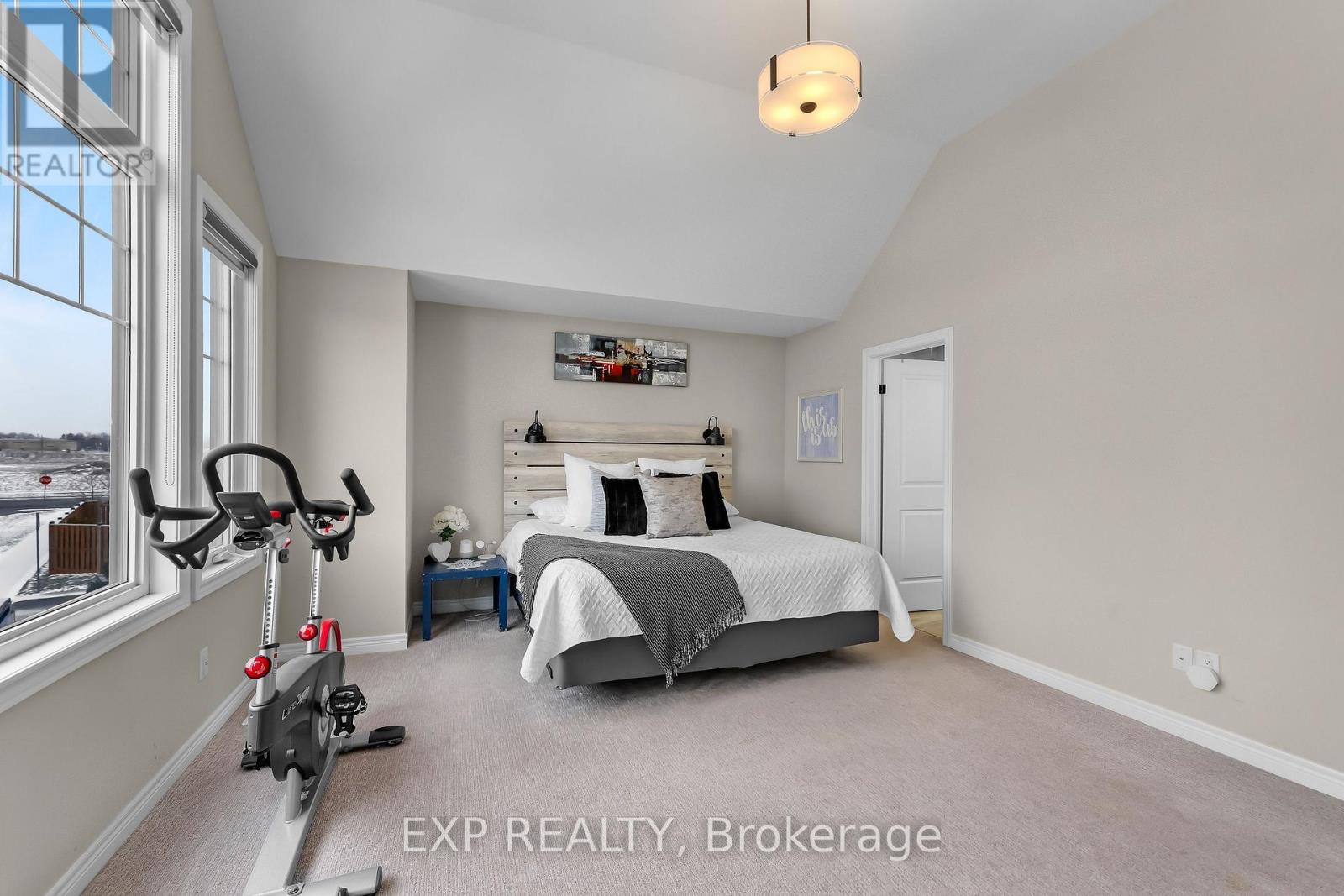 153 Susan Drive, Pelham (Fonthill), Ontario  L3E 0B2 - Photo 25 - X13163032