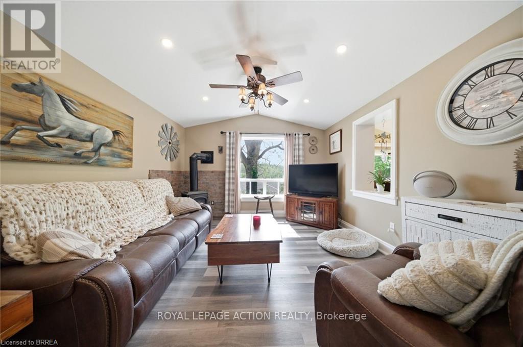 9 Keeton Lane, Brant, Ontario  N3L 1M8 - Photo 10 - X13162812