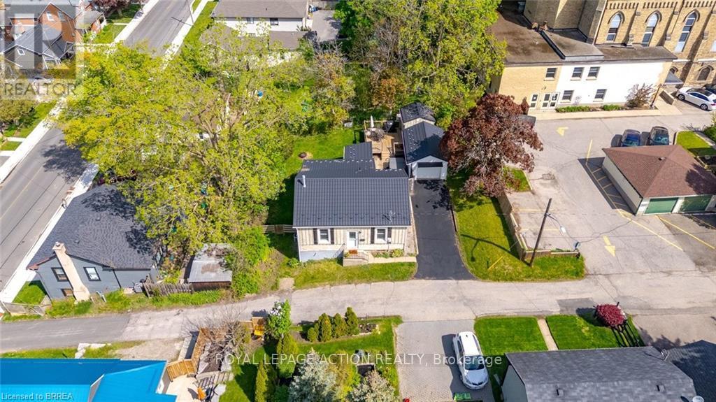 9 Keeton Lane, Brant, Ontario  N3L 1M8 - Photo 49 - X13162812