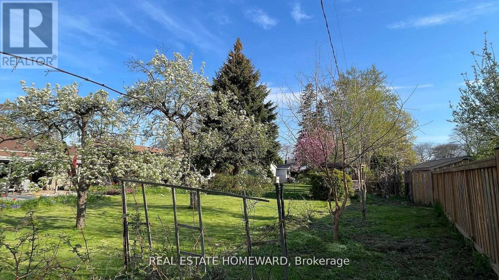 33 Strathcona Drive, St. Catharines, Ontario  L2M 2A8 - Photo 47 - X13162974