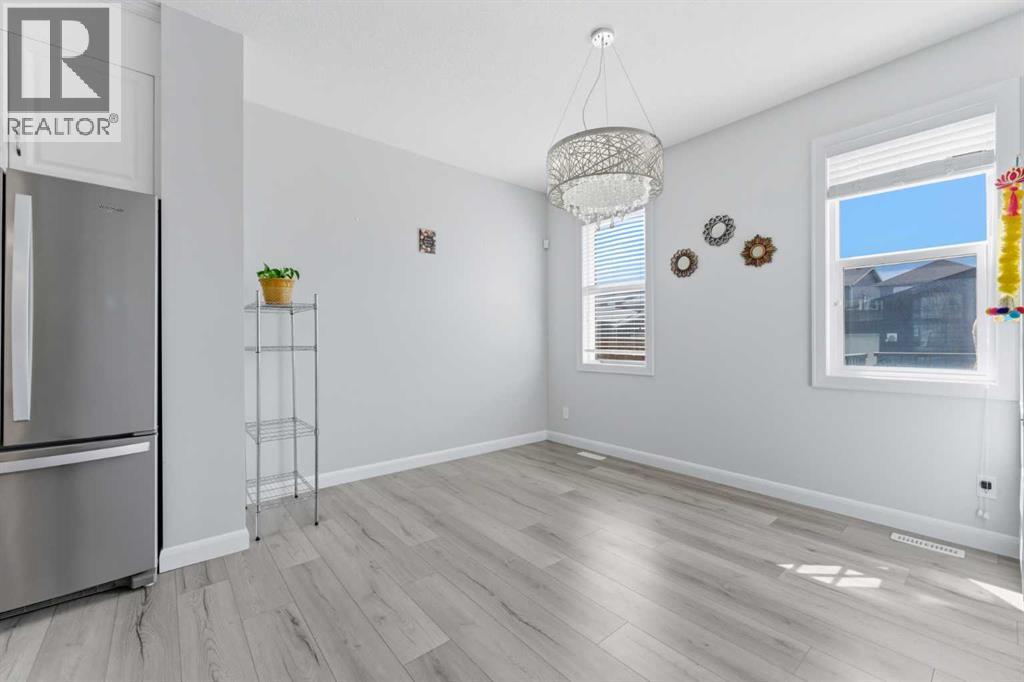 151 Evanscrest Park NW, Calgary, Alberta  T3P 1J3 - Photo 4 - A2313137