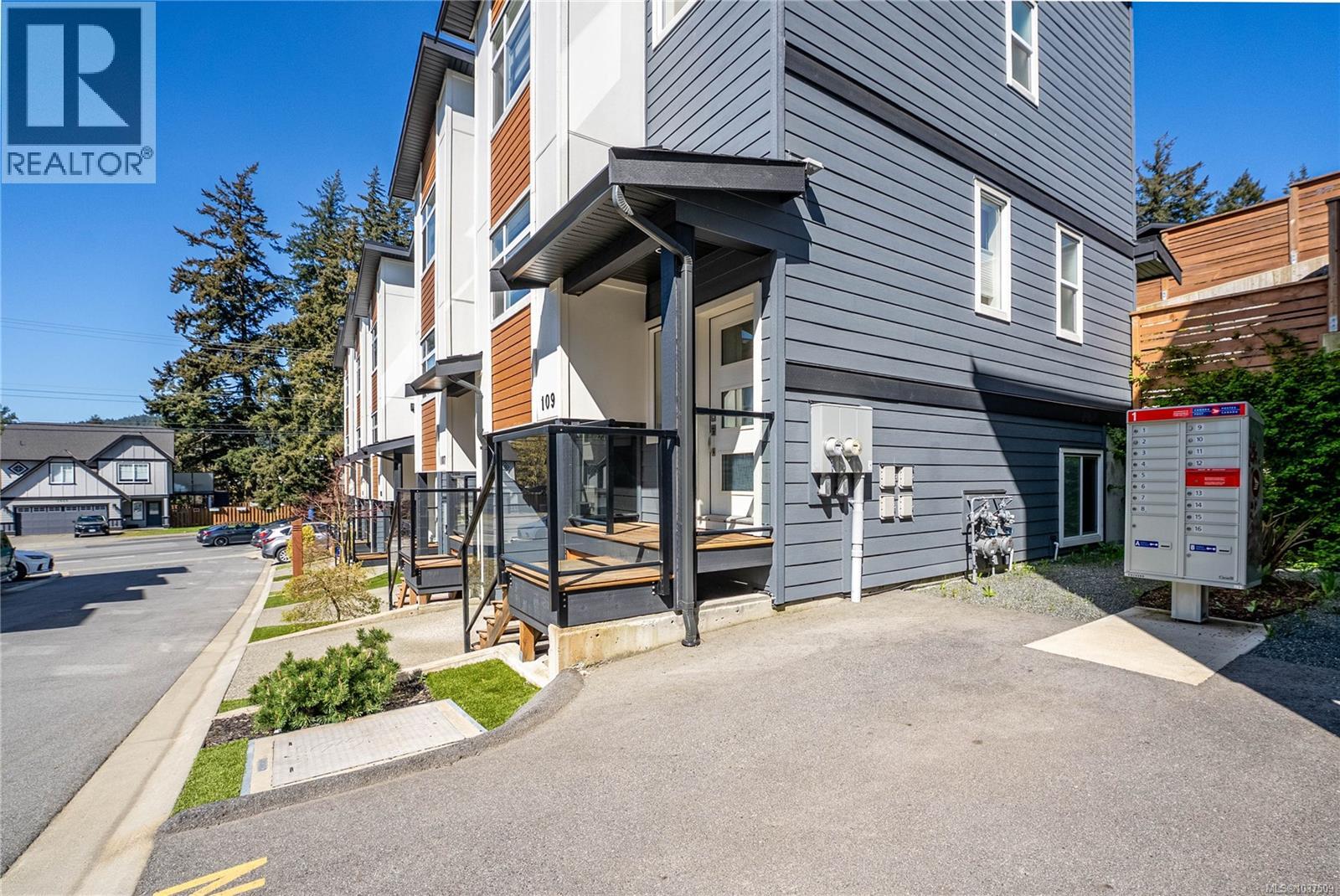 109 3429 Happy Valley Rd, Langford, British Columbia V9C 2X9 - Photo 29 - 1037509