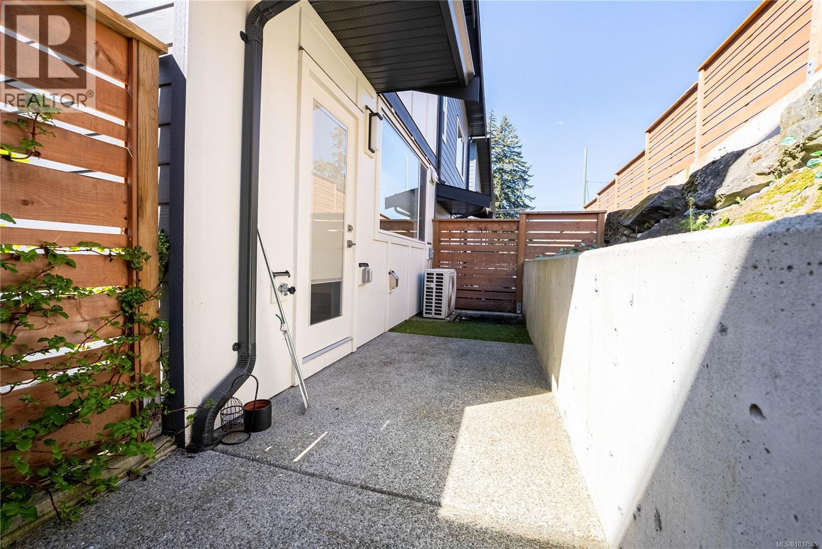 109 3429 Happy Valley Rd, Langford, British Columbia V9C 2X9 - Photo 30 - 1037509