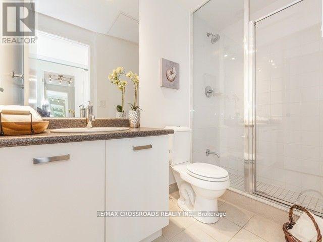 1908 - 832 Bay Street, Toronto, Ontario  M5S 1Z6 - Photo 18 - C13163028