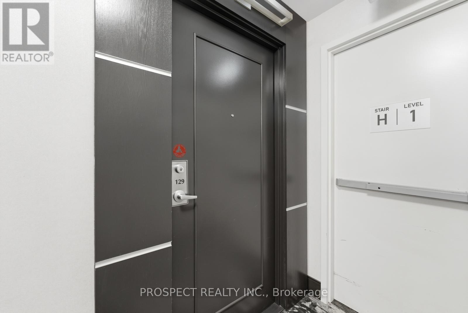 129 - 525 Wilson Avenue, Toronto, Ontario M3H 0A7 - Photo 2 - C13163060