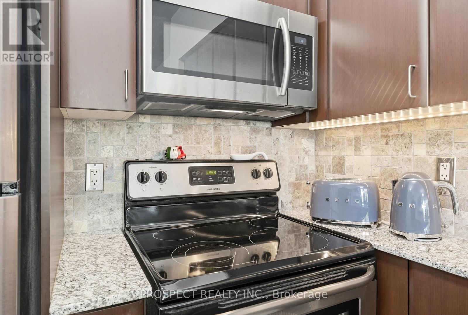 129 - 525 Wilson Avenue, Toronto, Ontario M3H 0A7 - Photo 9 - C13163060