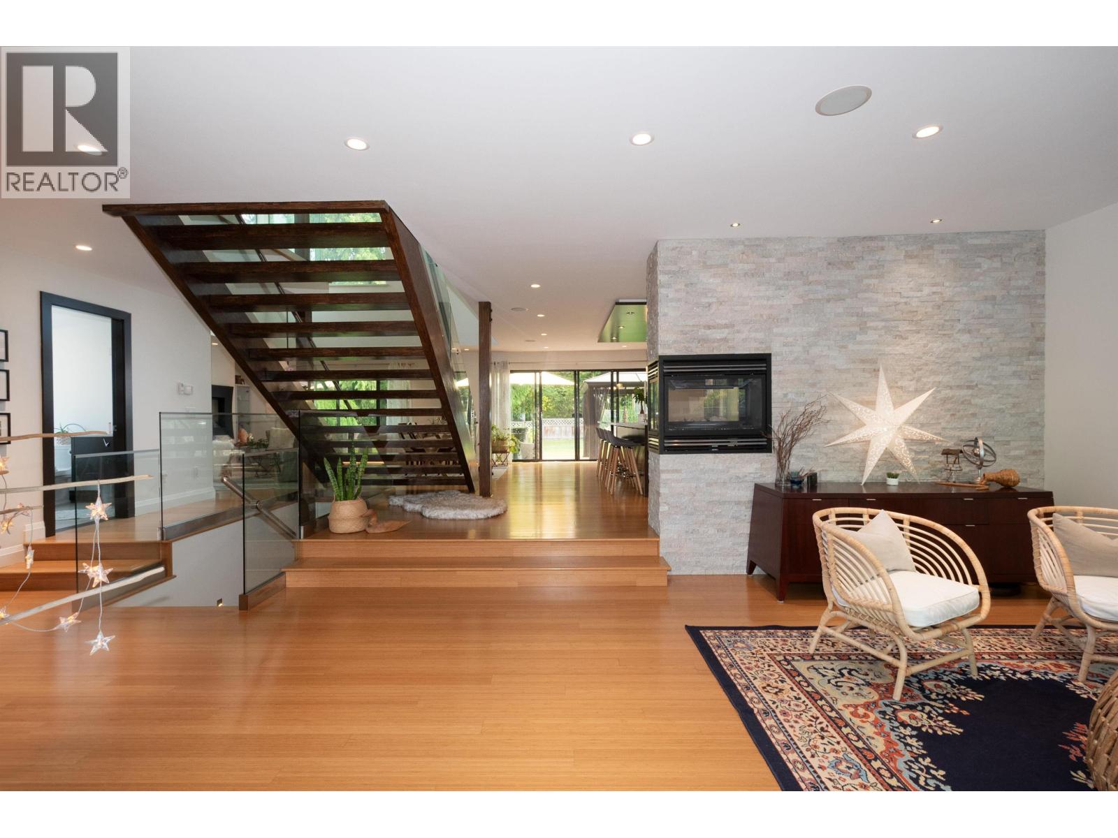 1930 Panorama Drive, North Vancouver, British Columbia  V7G 1V1 - Photo 6 - R3126879
