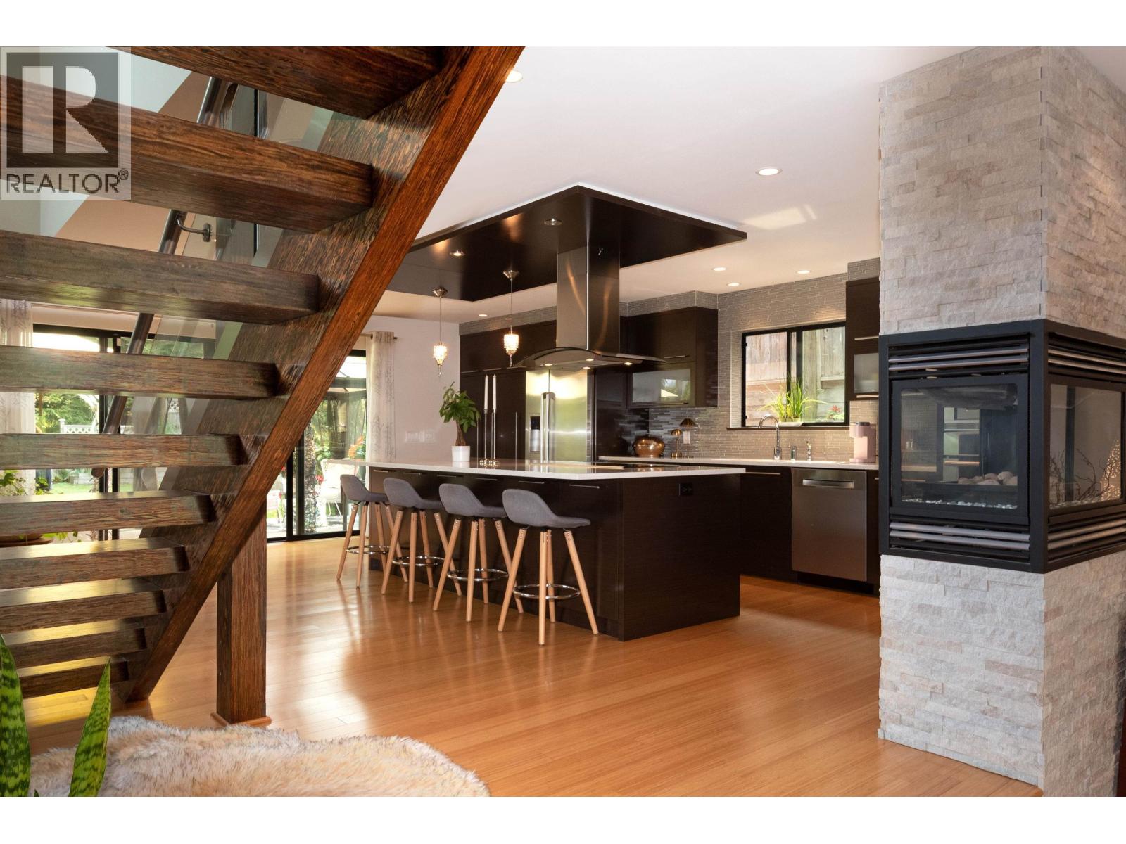 1930 Panorama Drive, North Vancouver, British Columbia  V7G 1V1 - Photo 8 - R3126879