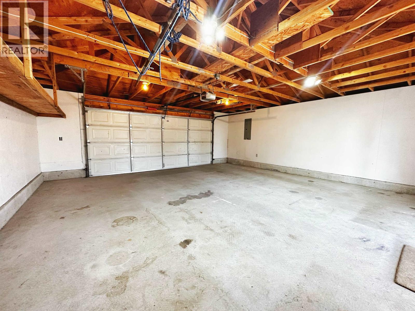 742 6th E Street, North Vancouver, British Columbia  V7L 1R6 - Photo 4 - R3126867