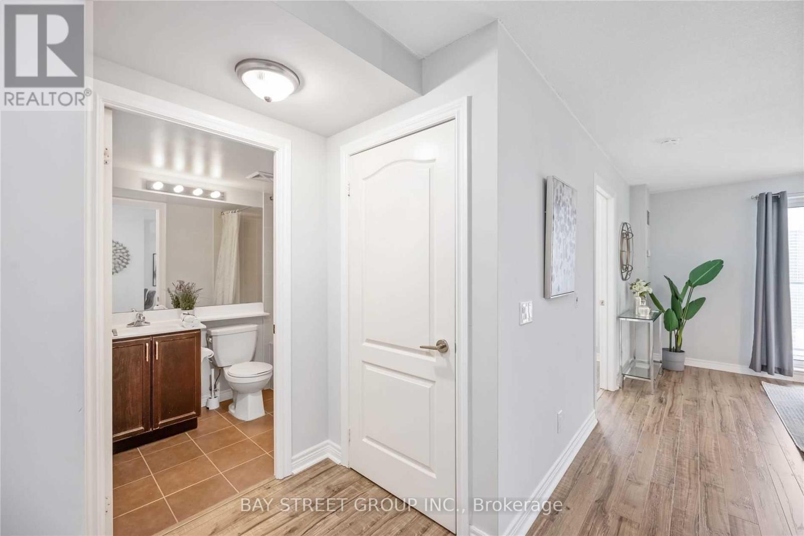 2510 - 60 Town Centre Court, Toronto, Ontario  M1P 0B1 - Photo 14 - E13163018