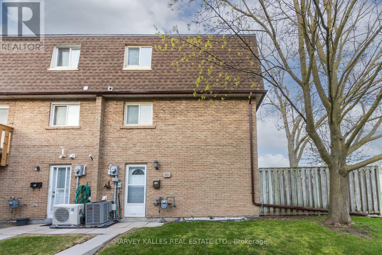 82 - 321 Blackthorn Street, Oshawa, Ontario L1K 1L3 - Photo 2 - E13163090