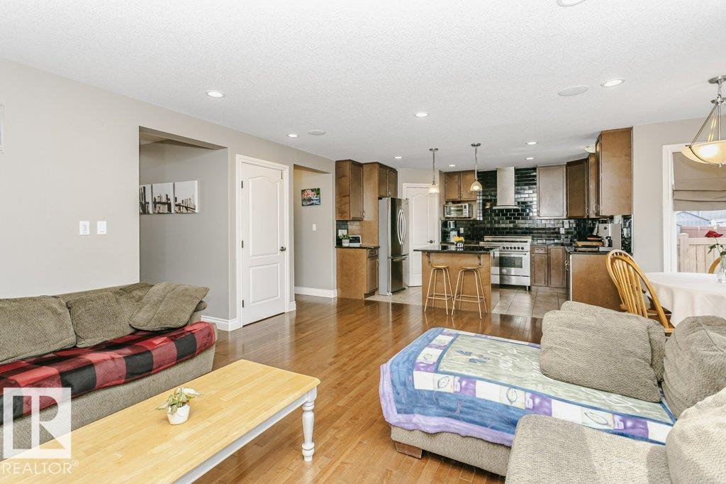 3339 21 Av Nw, Edmonton, Alberta  T6T 0L1 - Photo 19 - E4489413