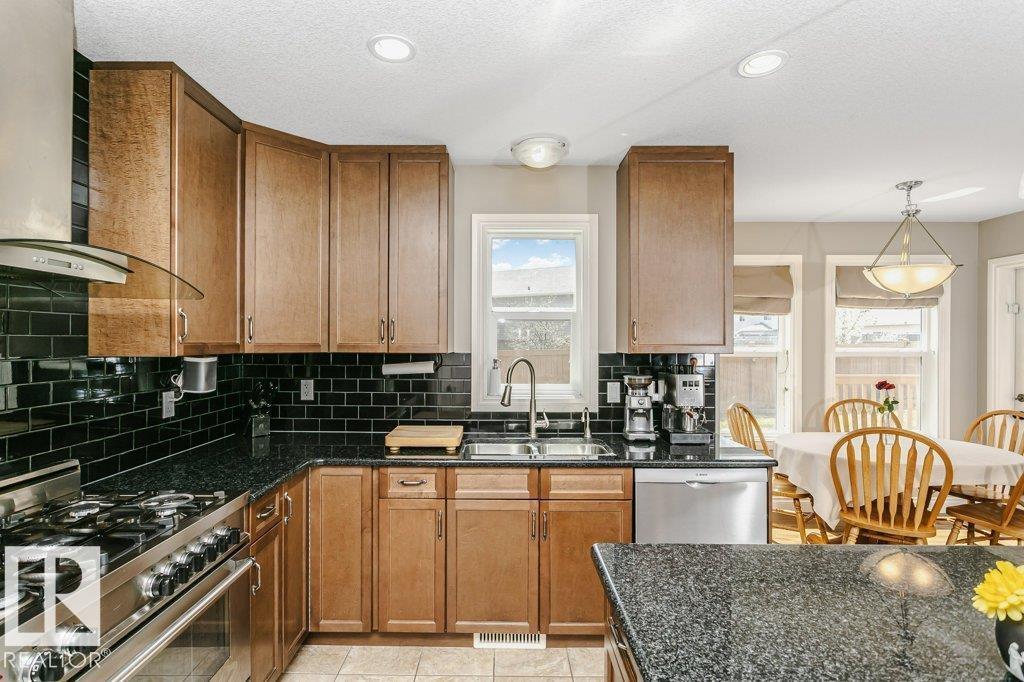 3339 21 Av Nw, Edmonton, Alberta  T6T 0L1 - Photo 24 - E4489413