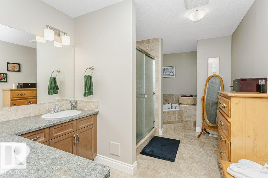 3339 21 Av Nw, Edmonton, Alberta  T6T 0L1 - Photo 40 - E4489413