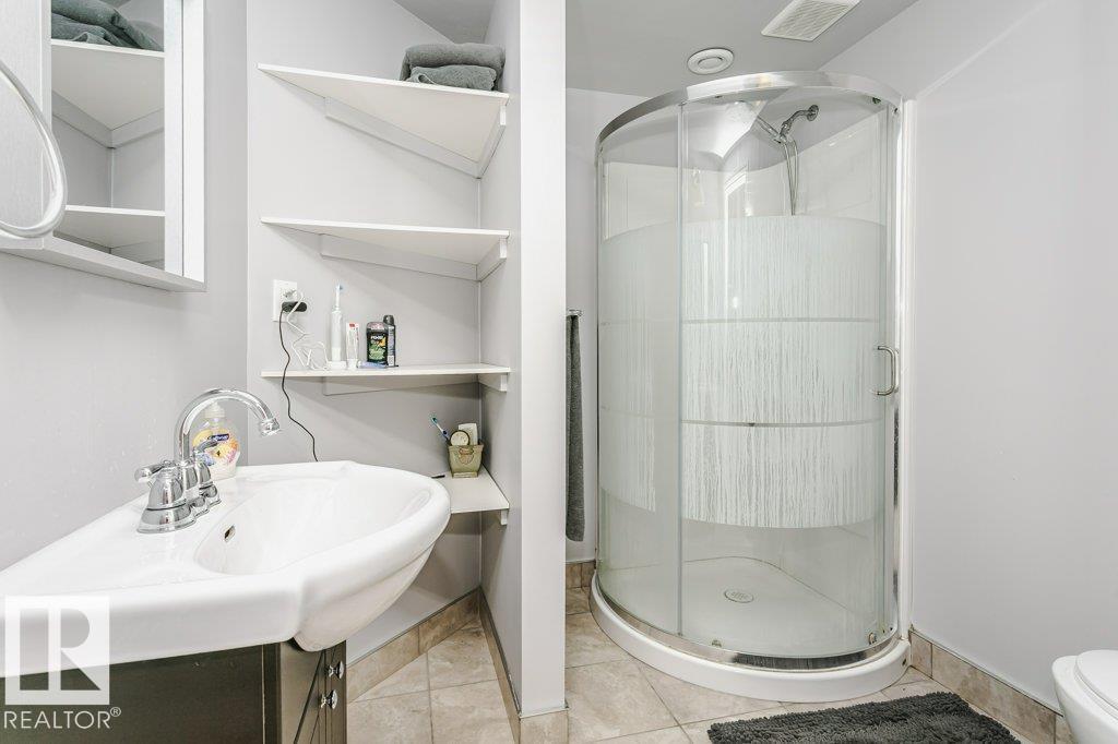3339 21 Av Nw, Edmonton, Alberta  T6T 0L1 - Photo 60 - E4489413