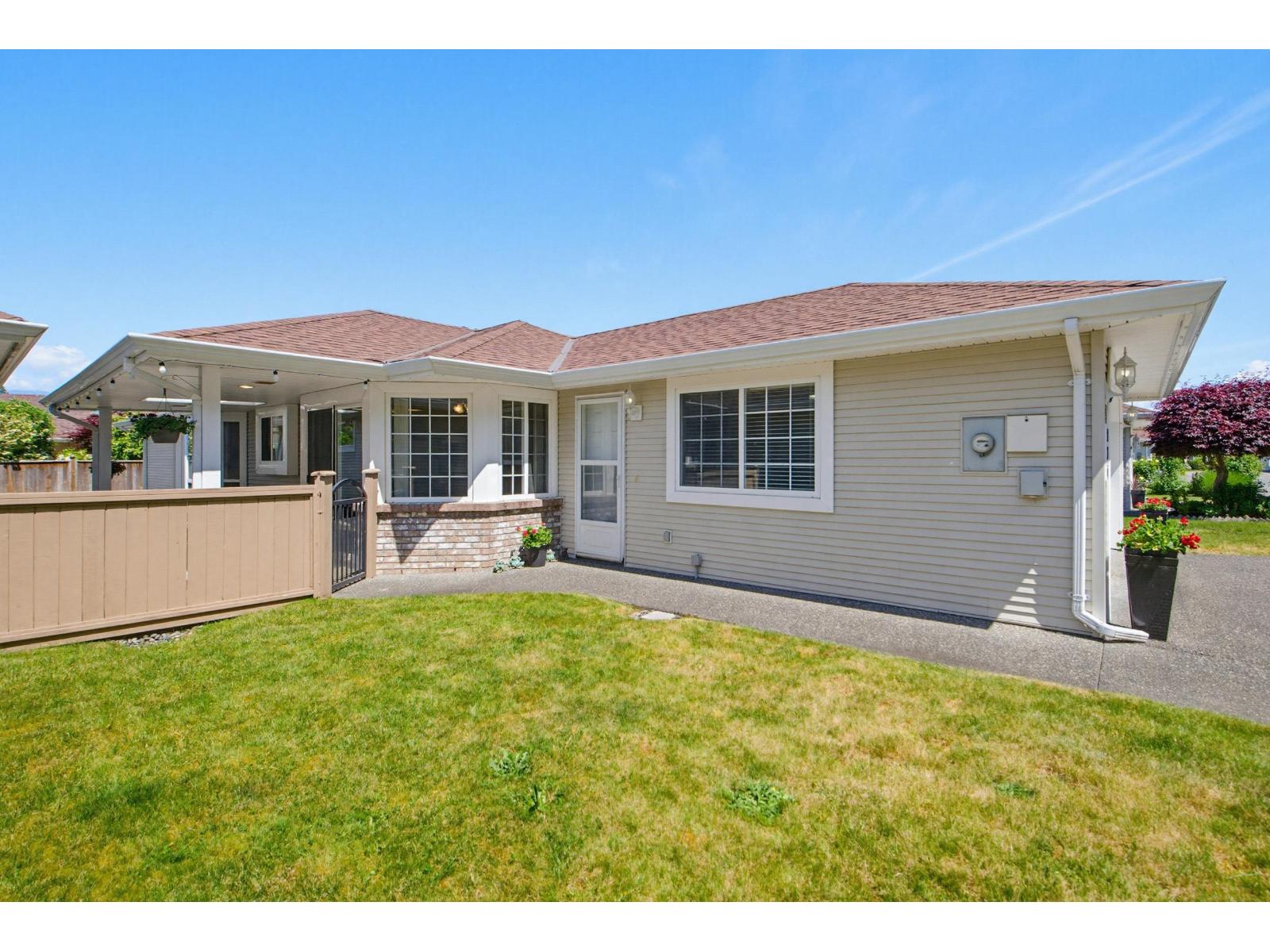 231 6001 Promontory Road, Sardis South, Chilliwack, British Columbia  V2R 3E3 - Photo 2 - R3126889