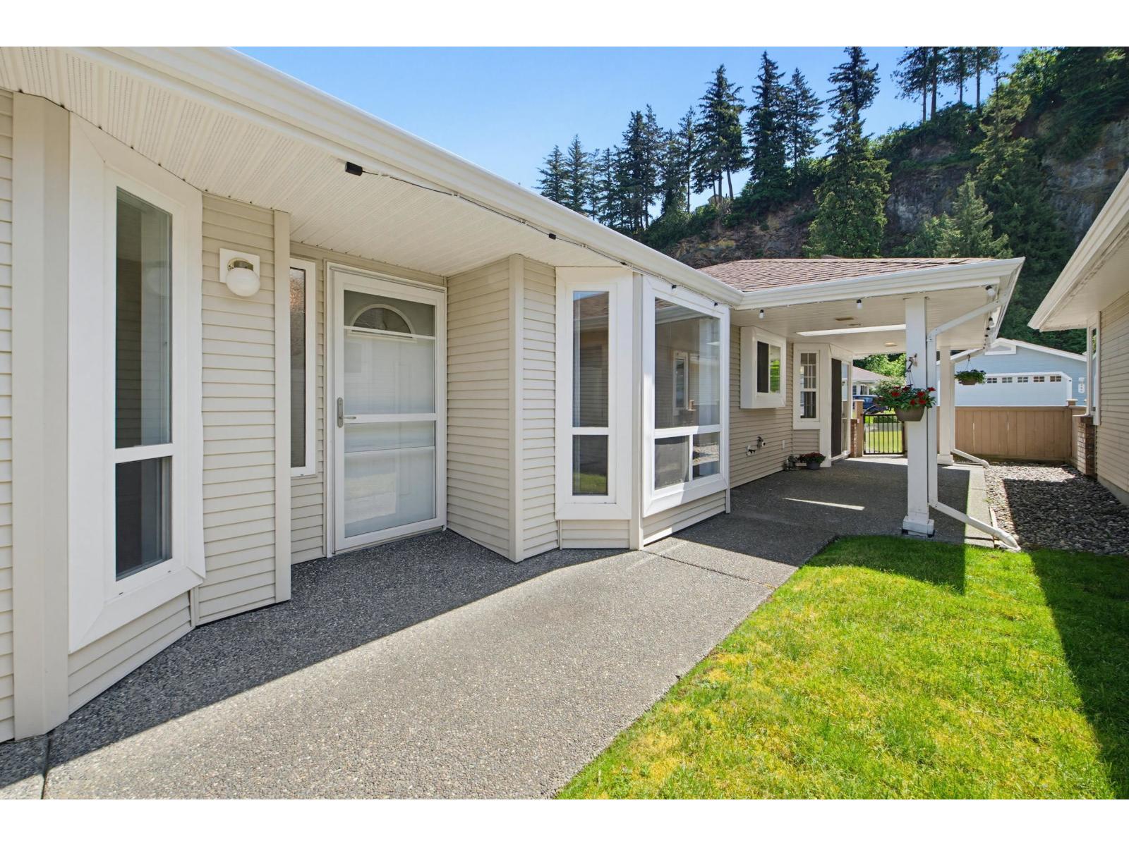 231 6001 Promontory Road, Sardis South, Chilliwack, British Columbia  V2R 3E3 - Photo 3 - R3126889
