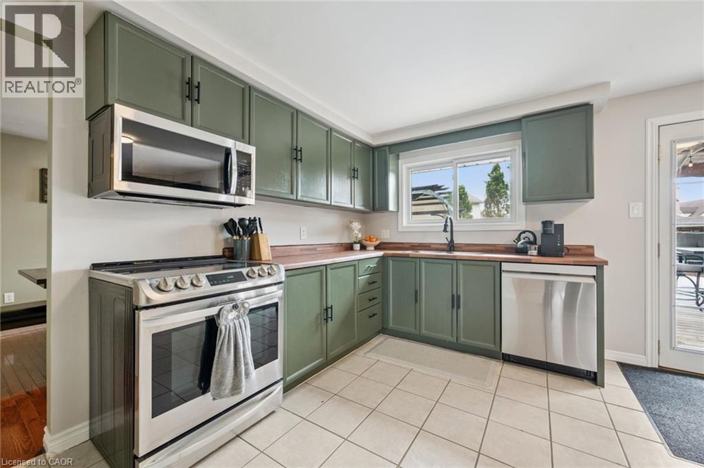 625 Pine Island Crescent, Waterloo, Ontario N2V 1T3 - Photo 11 - 40825803