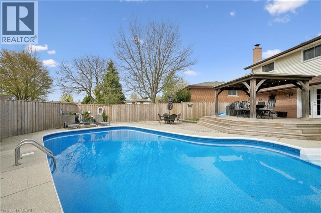 625 Pine Island Crescent, Waterloo, Ontario N2V 1T3 - Photo 36 - 40825803
