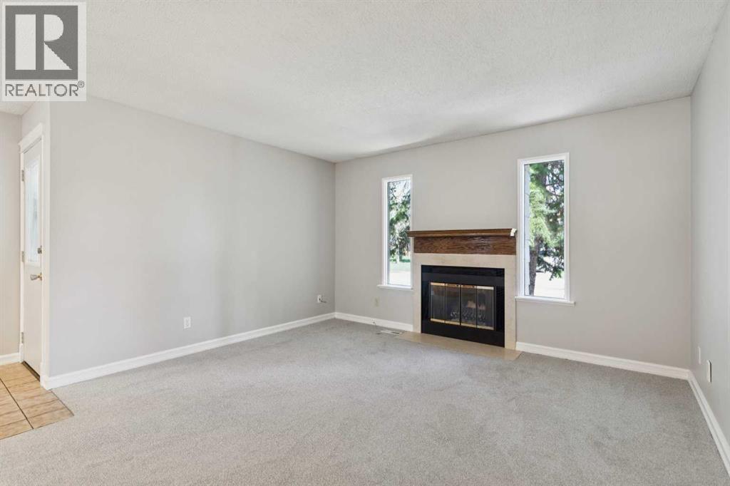 923 Midridge Drive SE, Calgary, Alberta  T2X 1H5 - Photo 7 - A2311485