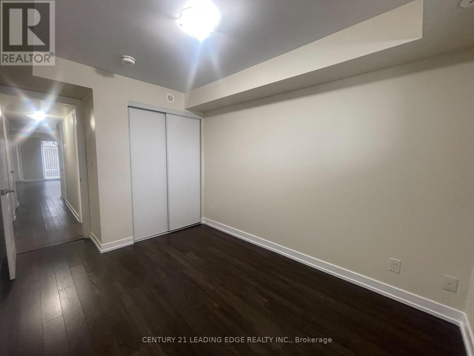 217 - 10 Dunsheath Way, Markham, Ontario  L6B 1N3 - Photo 7 - N13163030