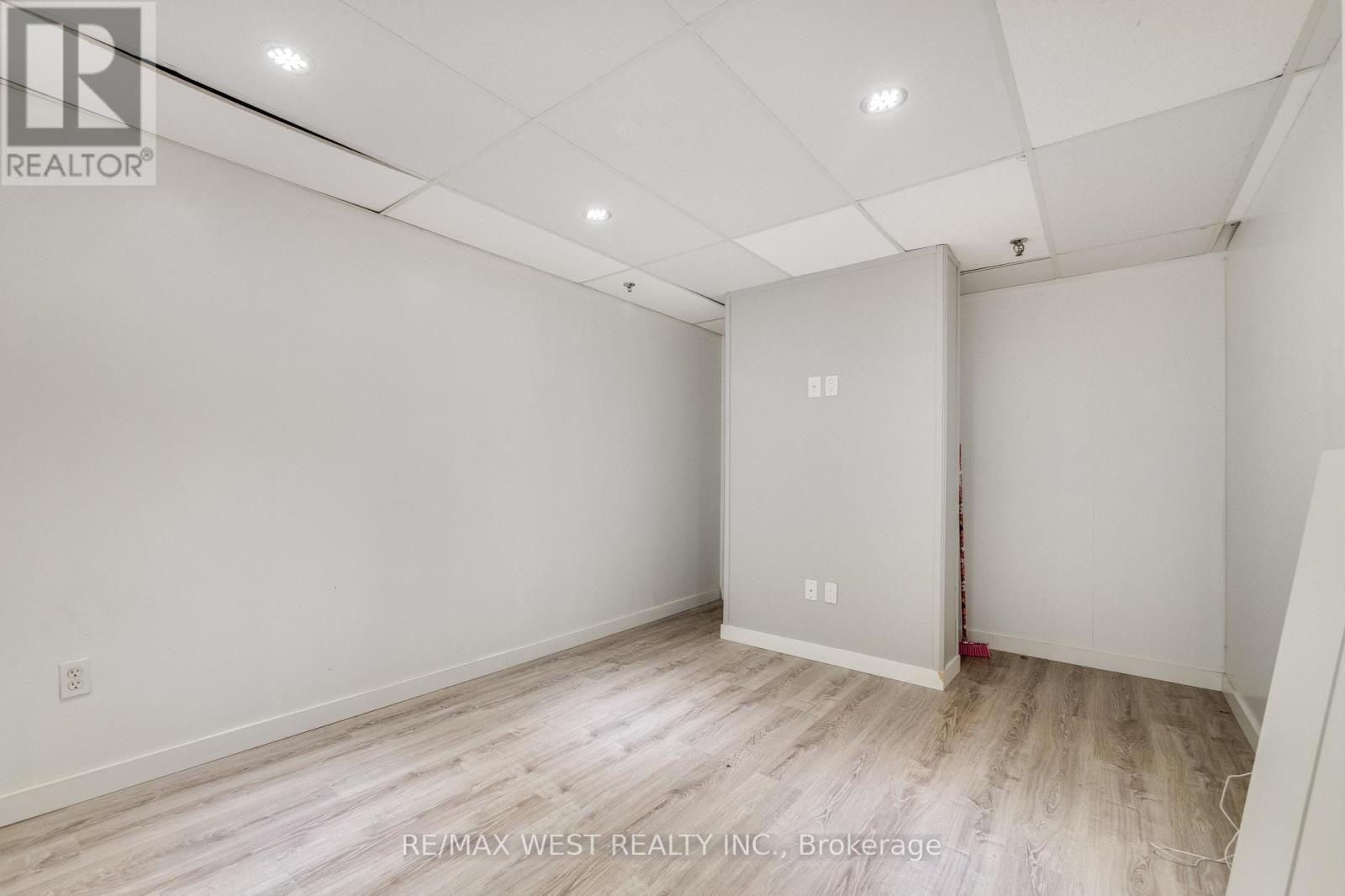 1b - 1102 Centre St Street, Vaughan, Ontario  L4J 3M8 - Photo 21 - N13163072