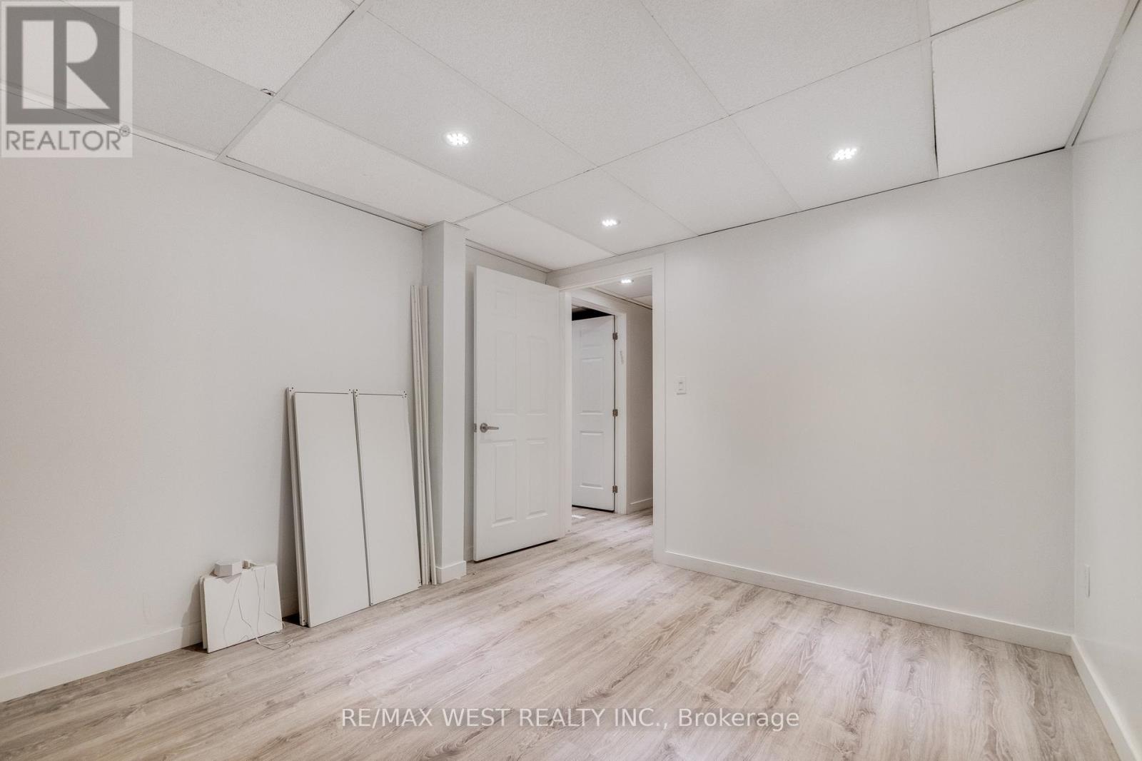 1b - 1102 Centre St Street, Vaughan, Ontario  L4J 3M8 - Photo 23 - N13163072