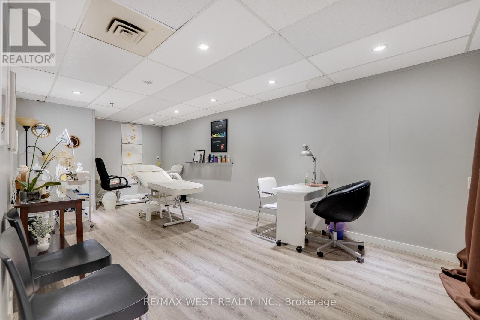 1b - 1102 Centre St Street, Vaughan, Ontario  L4J 3M8 - Photo 25 - N13163072