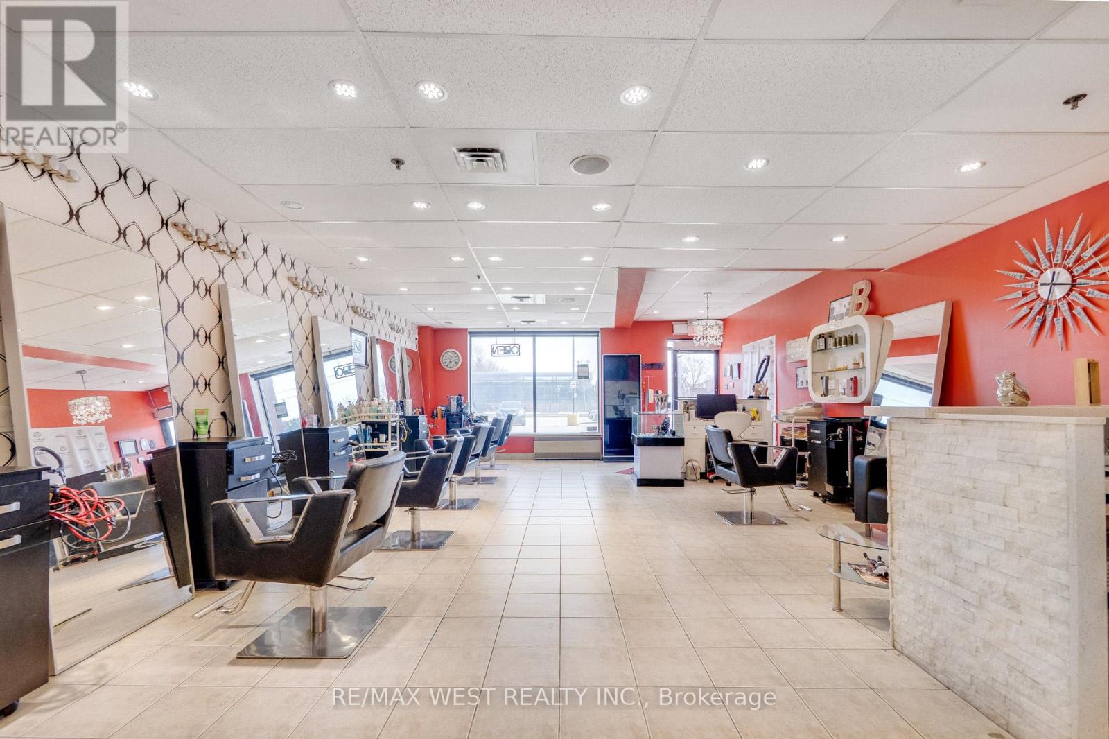 1b - 1102 Centre St Street, Vaughan, Ontario  L4J 3M8 - Photo 3 - N13163072