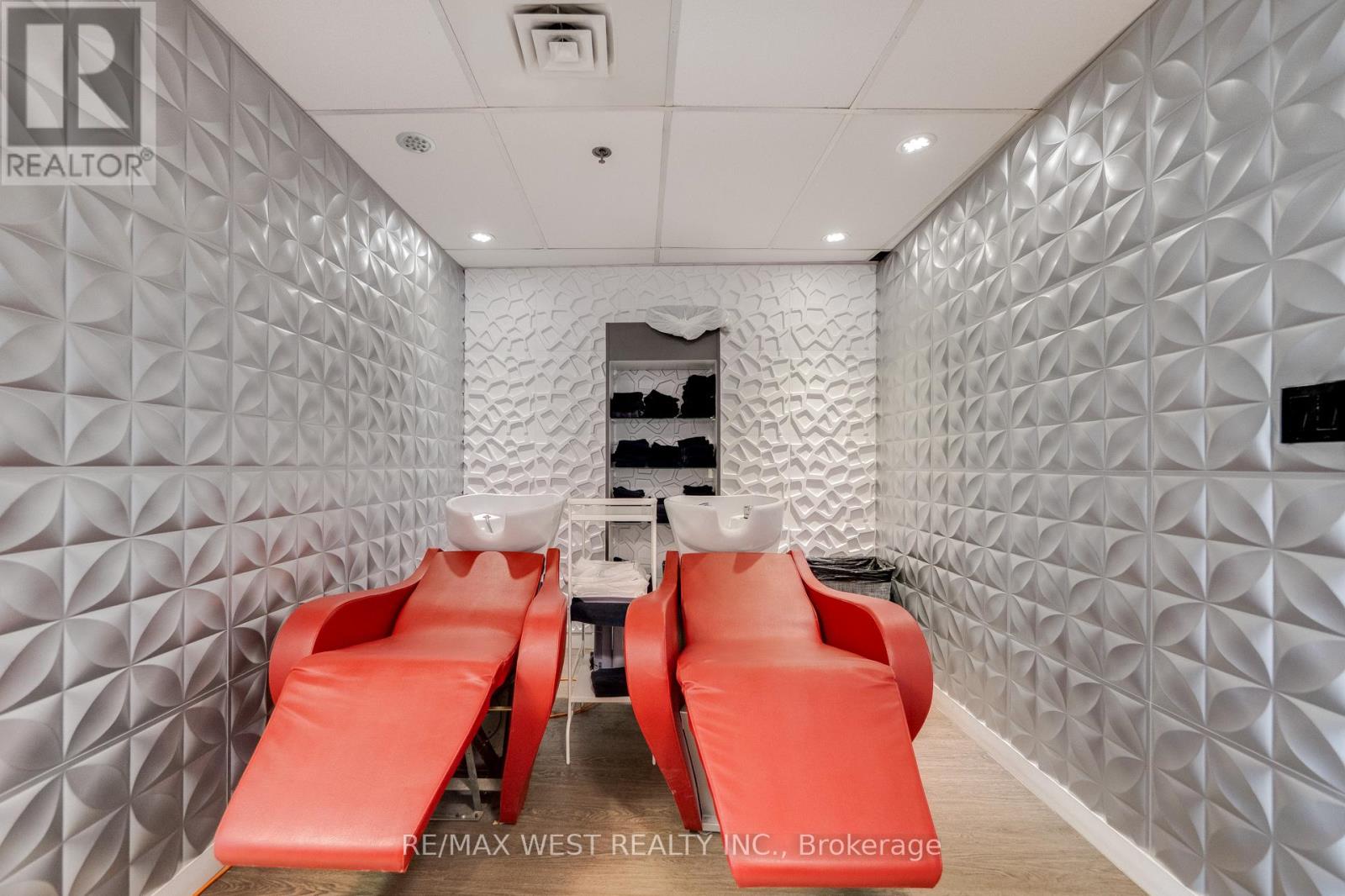 1b - 1102 Centre St Street, Vaughan, Ontario  L4J 3M8 - Photo 8 - N13163072