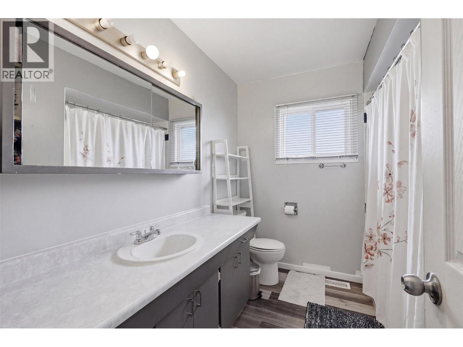 654 Patricia Avenue, Kamloops, British Columbia  V2B 1Y8 - Photo 14 - 10388483