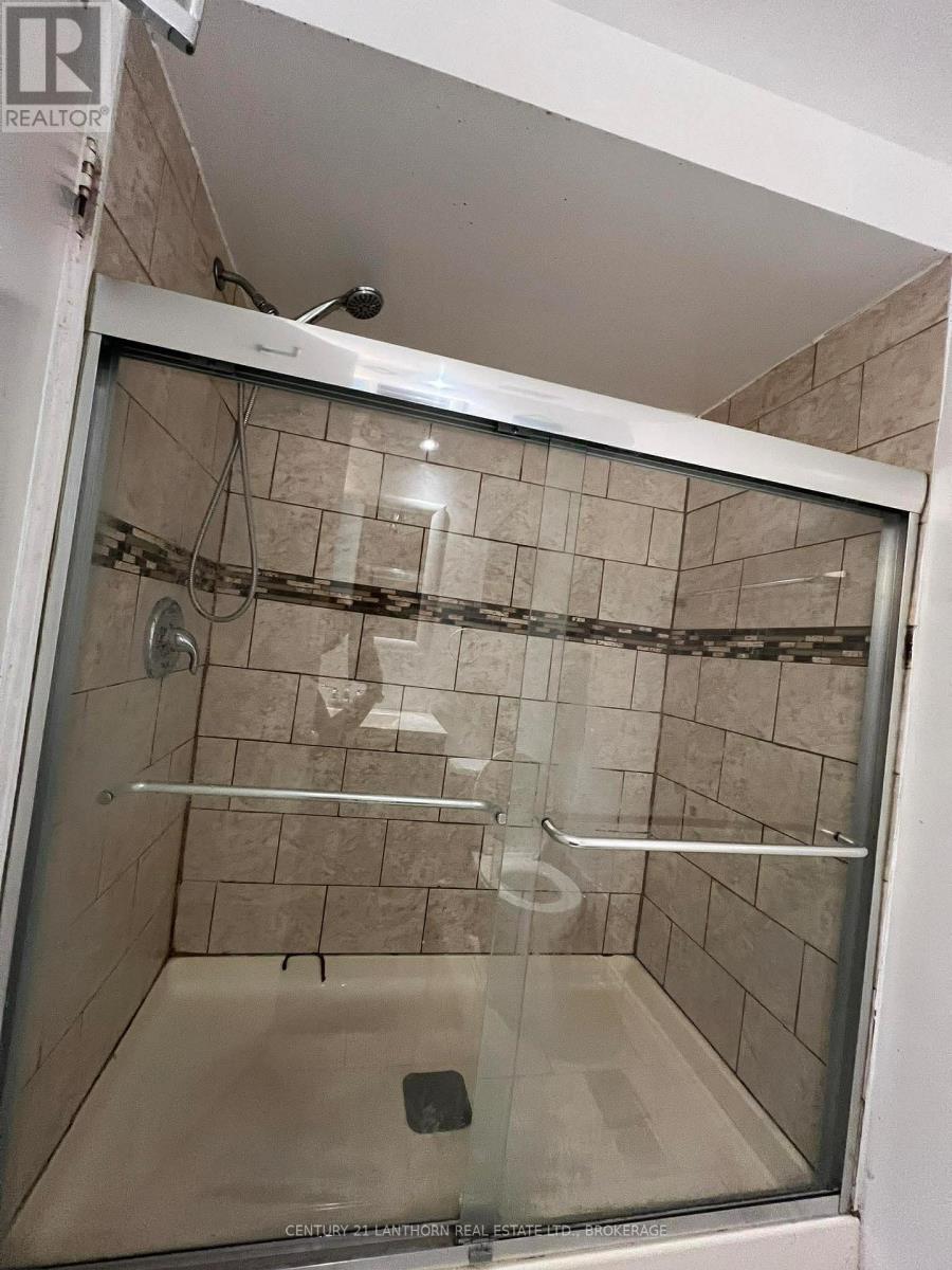 6 Woodstone Crescent, Kingston, Ontario  K7M 6K9 - Photo 26 - X12768992