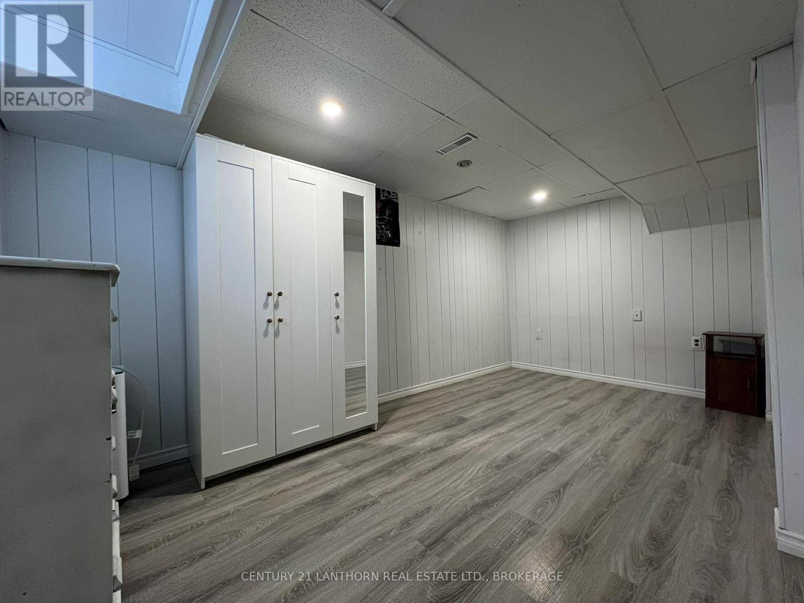 6 Woodstone Crescent, Kingston, Ontario  K7M 6K9 - Photo 30 - X12768992
