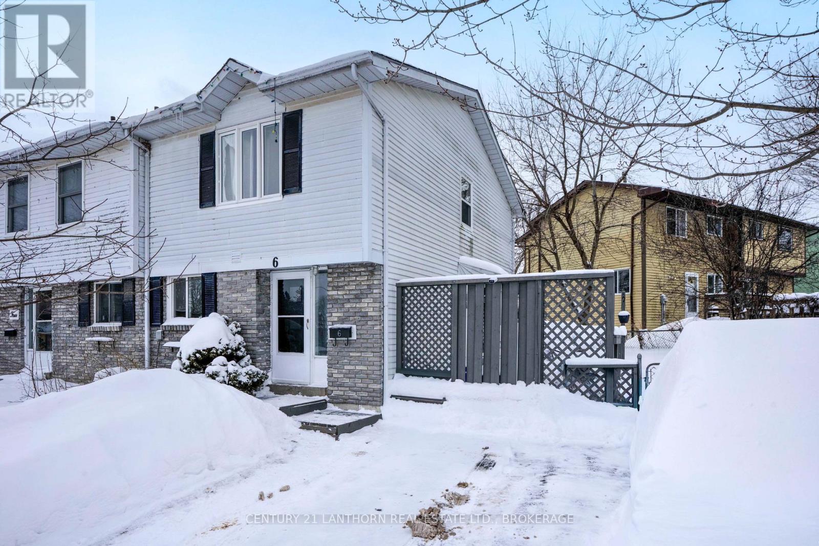 6 Woodstone Crescent, Kingston, Ontario  K7M 6K9 - Photo 5 - X12768992
