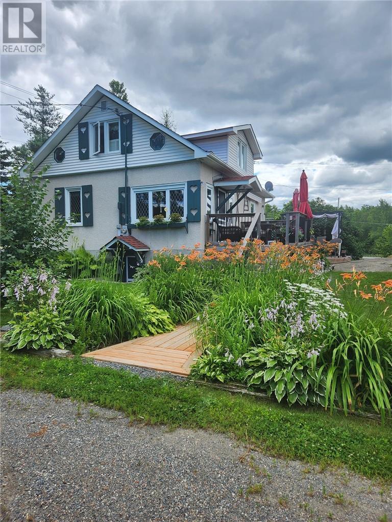 3571 Long Lake Road, Sudbury, Ontario  P3G 1N4 - Photo 1 - 2127940