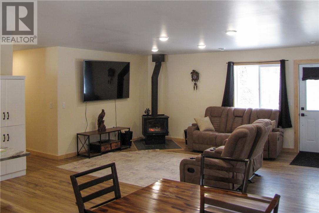 8043 Hwy 535 N, Markstay-Warren, Ontario  P0M 1X0 - Photo 5 - 2126638