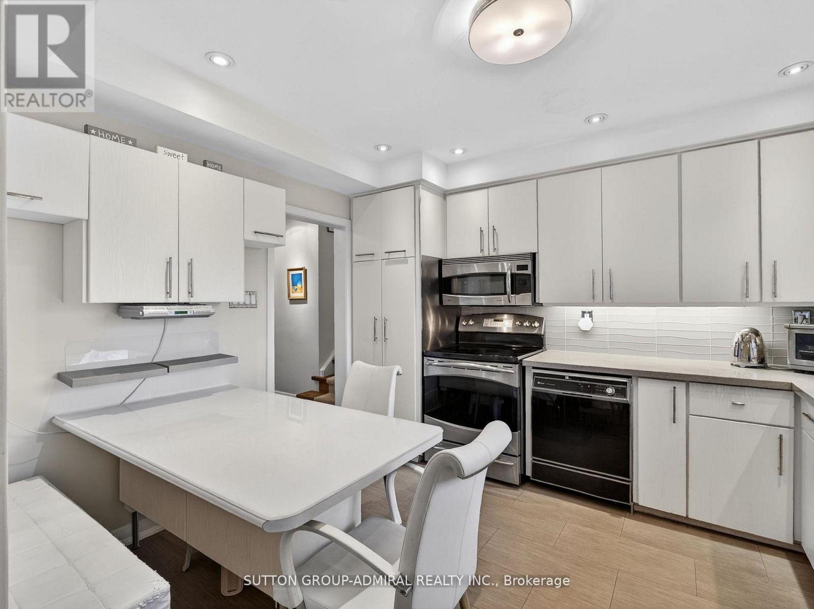 30 Foxwarren Drive, Toronto, Ontario  M2K 1L3 - Photo 11 - C13148398