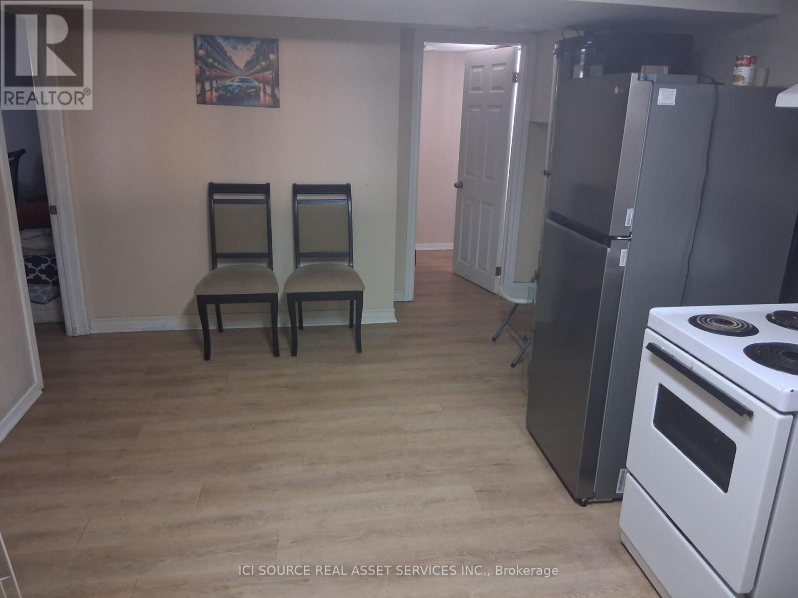 11 Ellington Drive, Toronto, Ontario  M1R 3X6 - Photo 10 - E13153390