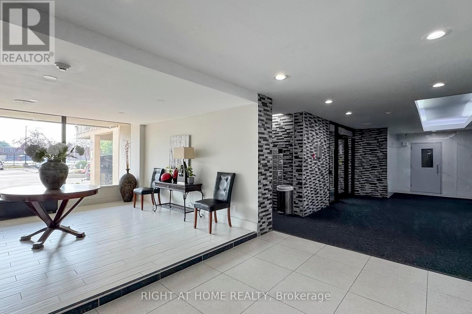 702 - 1338 York Mills Road, Toronto, Ontario  M3A 3M3 - Photo 5 - C13162648