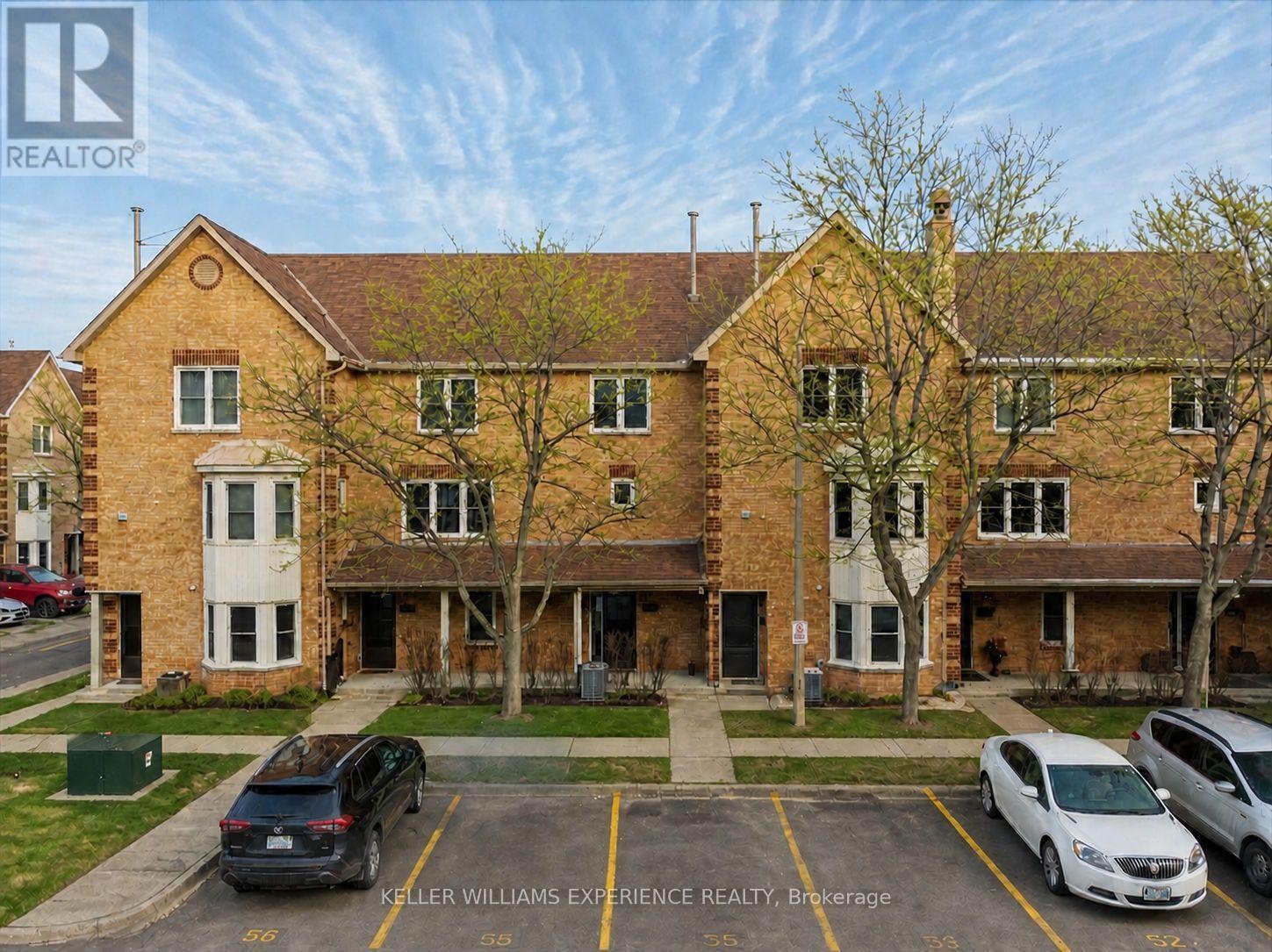 34 - 119 D'AMBROSIO DRIVE, Barrie, Ontario