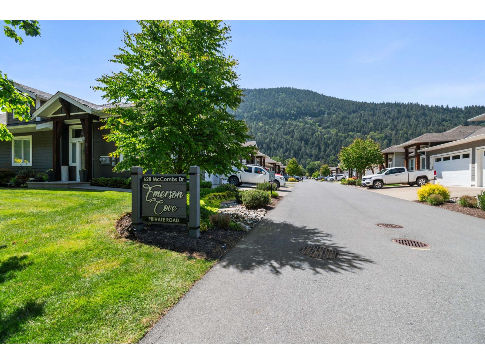 36 628 Mccombs Drive, Harrison Hot Springs, Harrison Hot Springs, British Columbia  V0M 1K0 - Photo 5 - R3126405