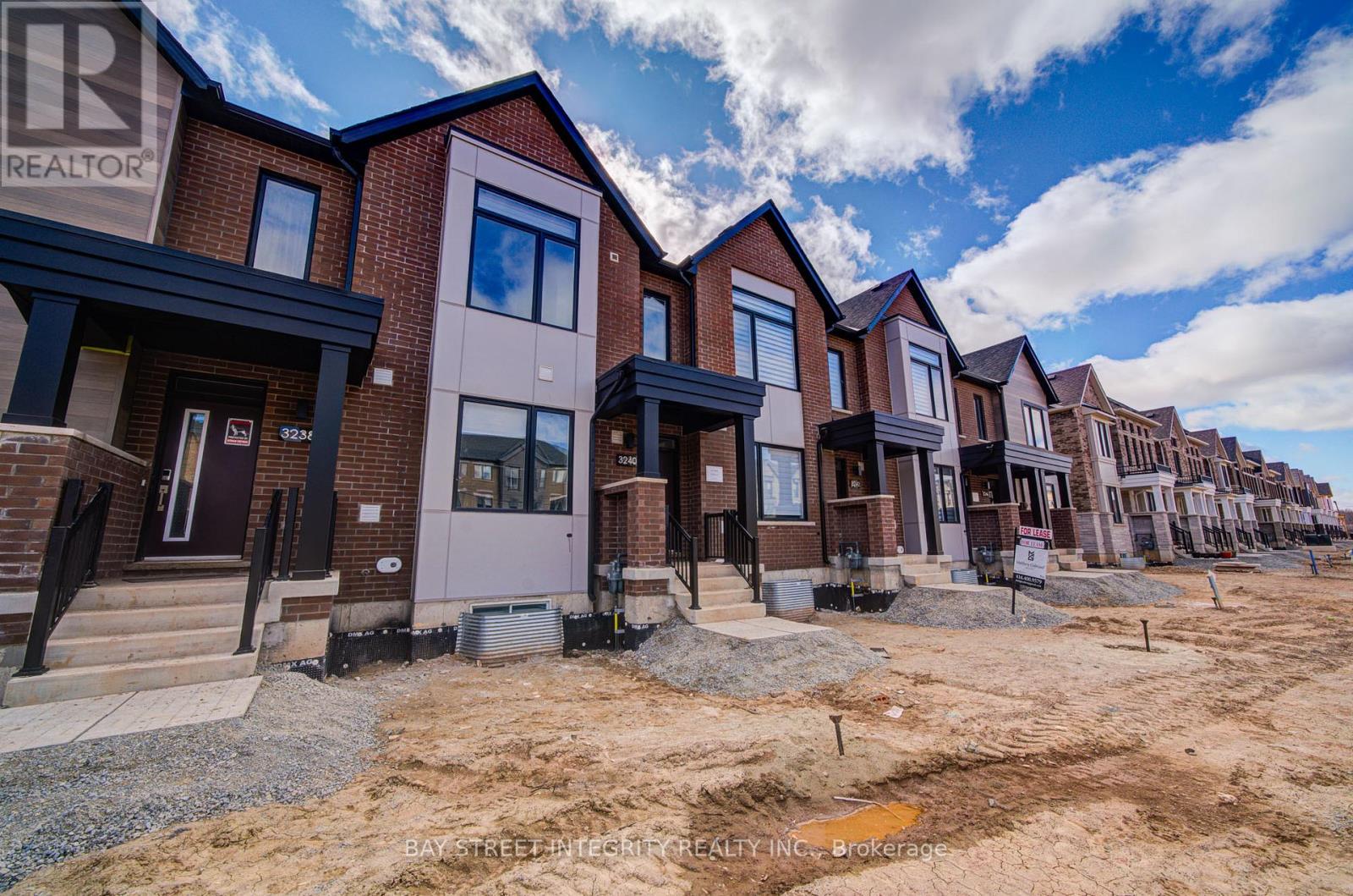3240 Sixth Line, Oakville, Ontario  L6M 4K1 - Photo 4 - W13163046