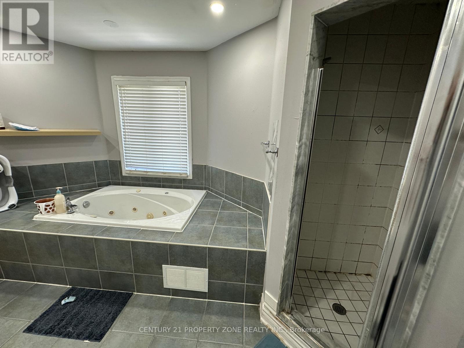 18 Mistybrook Crescent, Brampton, Ontario  L7A 2S8 - Photo 13 - W13163086